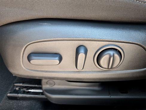 Used 2024 Chevrolet TrailBlazer LT w/ Convenience Package image 26