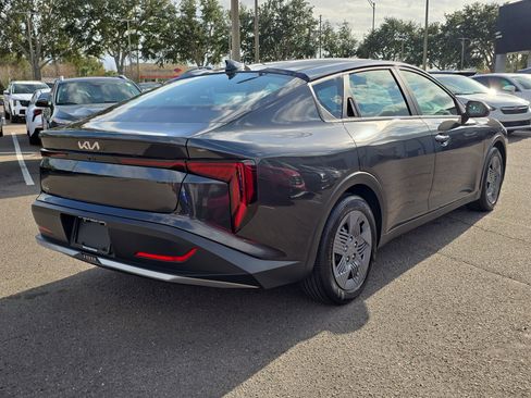 Certified 2025 Kia K4 LX image 8