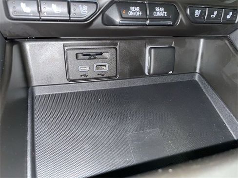 Used 2021 Chevrolet Tahoe High Country image 29