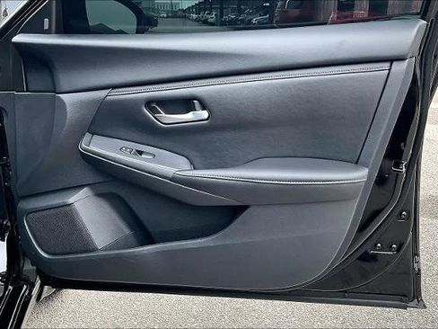 Certified 2025 Nissan Sentra SV w/ Trunk Package image 22