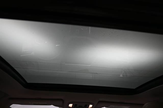 Used 2024 Toyota Highlander Platinum FWD image 15