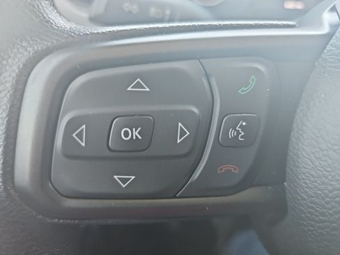 Used 2025 Jeep Gladiator Sport AWD/4WD image 22