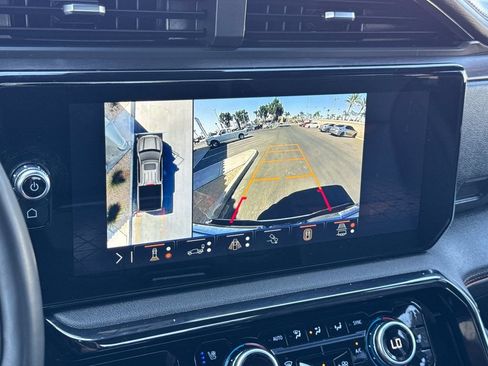 Used 2025 GMC Sierra 1500 AT4 AWD/4WD image 17