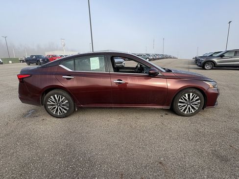 Used 2023 Nissan Altima 2.5 S image 6