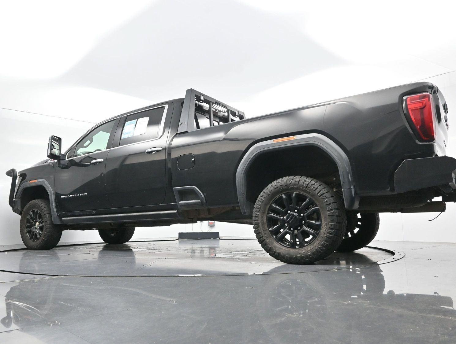 Used 2021 GMC Sierra 3500 Denali w/ Denali Black Diamond Edition AWD/4WD image 45