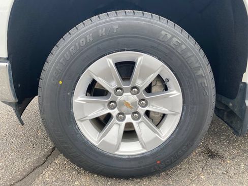 Certified 2025 Chevrolet Silverado 1500 LT AWD/4WD image 23