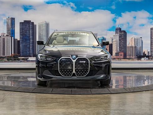Certified 2023 BMW i4 eDrive35 w/ Premium Package RWD image 3