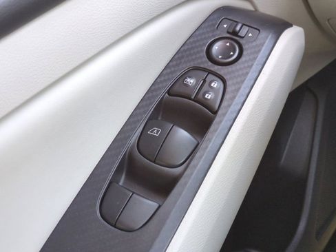 Certified 2025 Nissan Altima 2.5 SV image 22