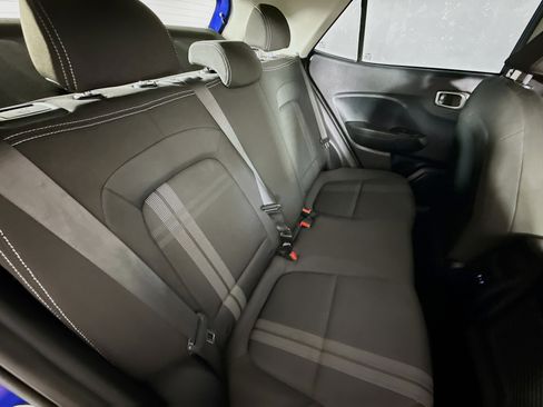 Used 2024 Hyundai Venue SEL FWD image 33