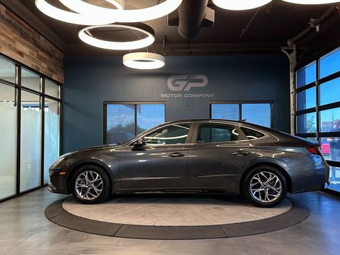 Used 2023 Hyundai Sonata SEL w/ Preferred Accessory Package image 6
