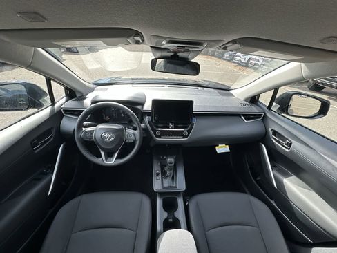 New 2026 Toyota Corolla Cross LE image 25