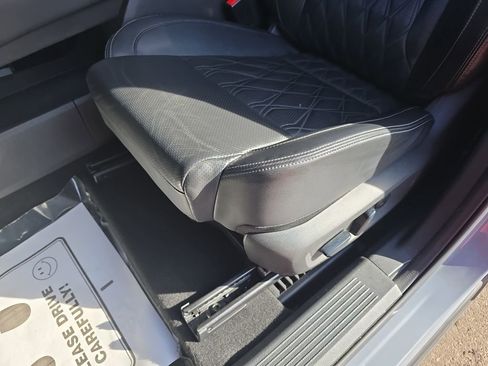 Used 2022 Nissan Rogue Platinum w/ Head-Up Display Package image 34