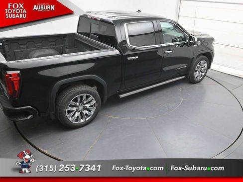 Used 2023 GMC Sierra 1500 Denali w/ Denali Reserve Package AWD/4WD image 30