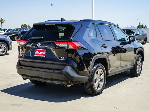 Certified 2024 Toyota RAV4 LE AWD/4WD image 2