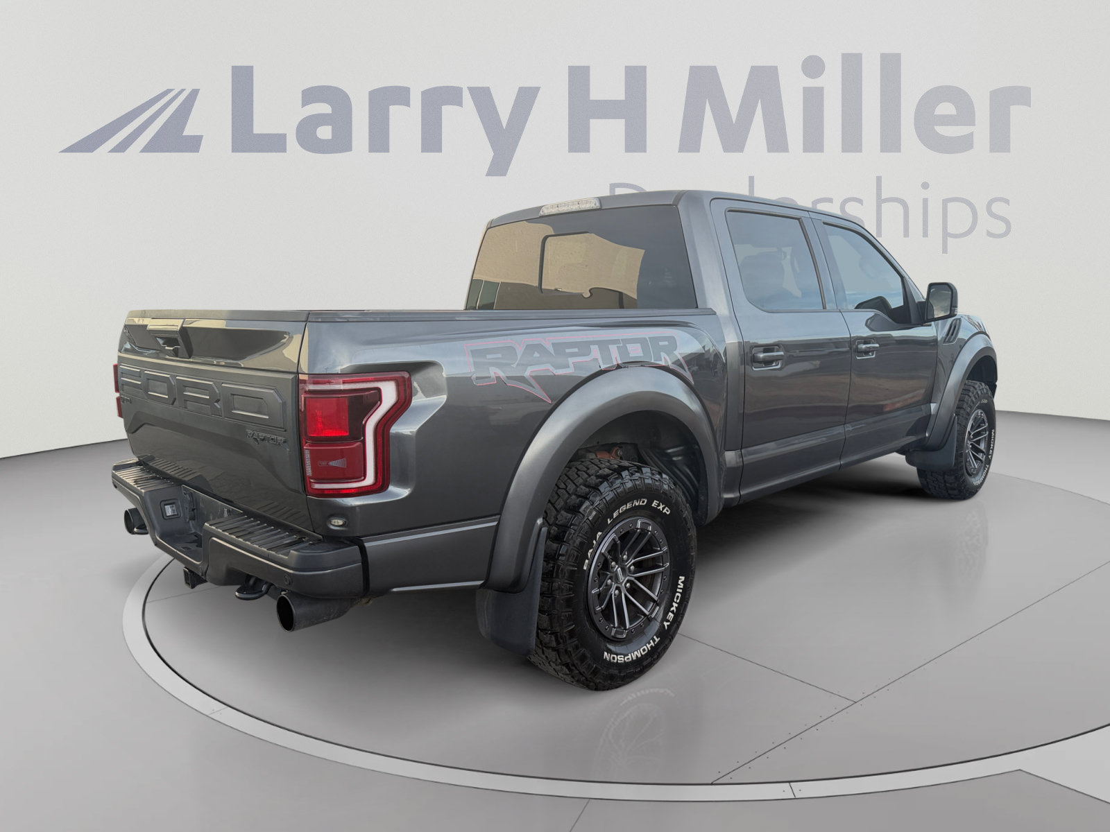 Used 2020 Ford F150 Raptor w/ Equipment Group 802A Luxury AWD/4WD image 5