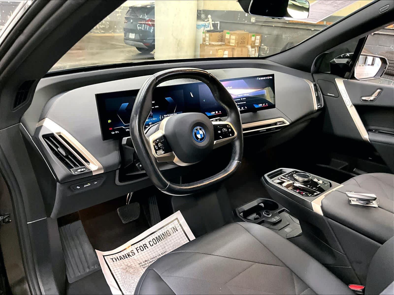 Used 2024 BMW iX xDrive50 w/ Sport Package AWD/4WD image 16
