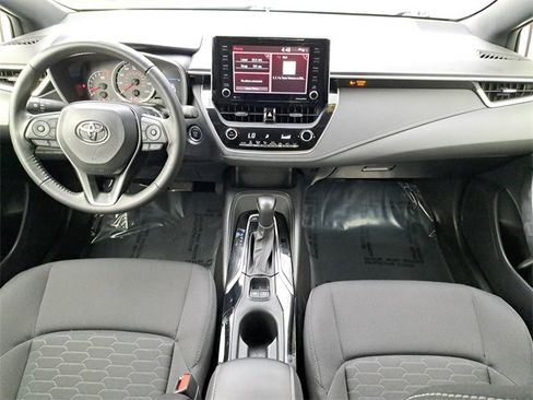 Used 2022 Toyota Corolla SE image 14