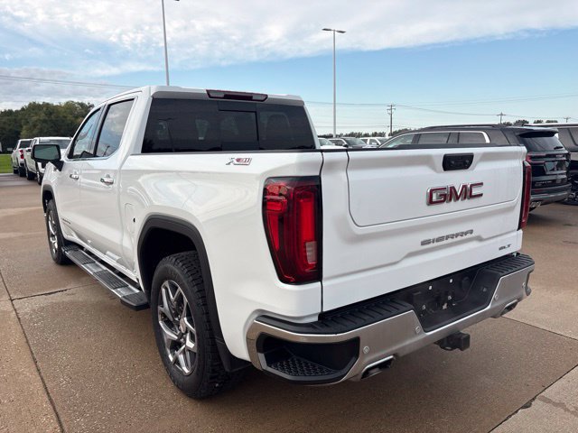 Used 2024 GMC Sierra 1500 SLT w/ SLT Premium Plus Package AWD/4WD image 9