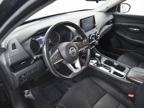 Used 2021 Nissan Sentra SV image 18