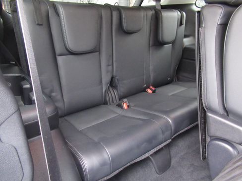 Used 2023 Subaru Ascent Limited image 10