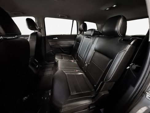 Used 2023 Volkswagen Atlas SE FWD image 12