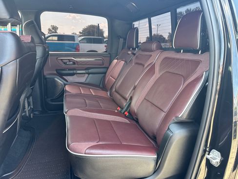 Used 2025 RAM 1500 Limited AWD/4WD image 6