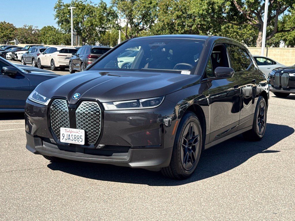 Certified 2024 BMW iX xDrive50 AWD/4WD image 2