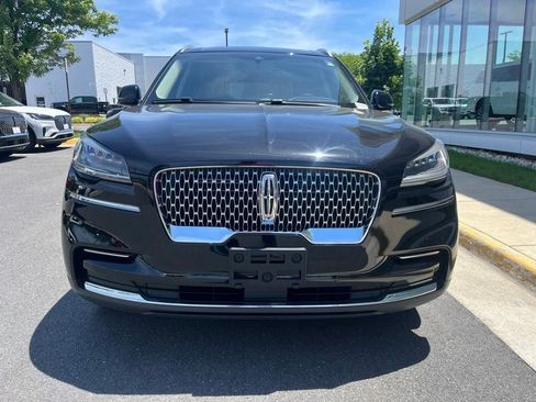 Certified 2022 Lincoln Aviator AWD w/ Premium Package image 2
