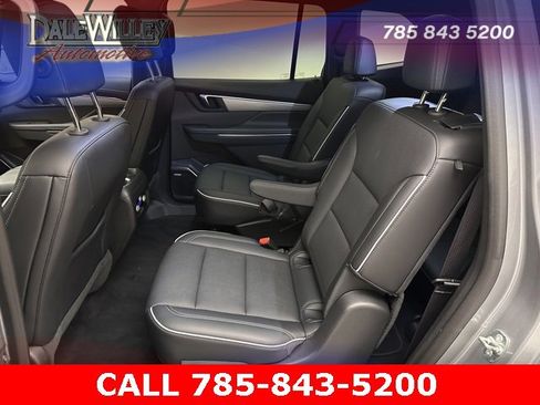 Used 2025 Buick Enclave Preferred image 19