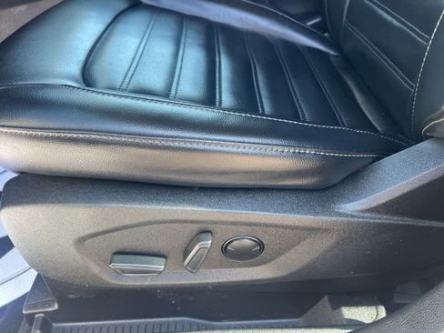 Used 2023 Ford Edge SEL w/ Convenience Package AWD/4WD image 24