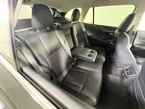 Used 2023 Subaru Outback Touring image 27
