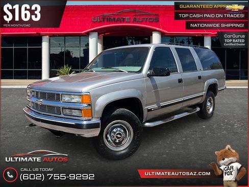 Used 1999 Chevrolet Suburban 2500 w/ Preferred Equipment Group 3 AWD/4WD image 2