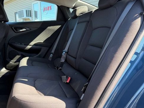 Used 2024 Chevrolet Malibu LT FWD image 11