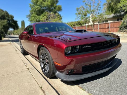 Used 2023 Dodge Challenger R/T Scat Pack w/ Plus Package RWD image 9
