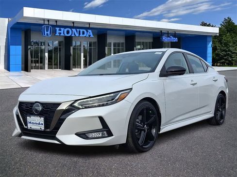 Used 2023 Nissan Sentra SR w/ SR Premium Package image 1