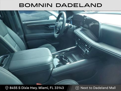 Used 2025 Chevrolet Tahoe Premier w/ Sun And Tow Package image 11