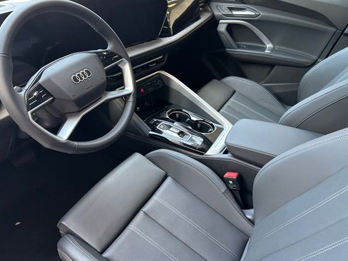 New 2025 Audi Q5 2.0T Premium Plus w/ Premium Plus image 7