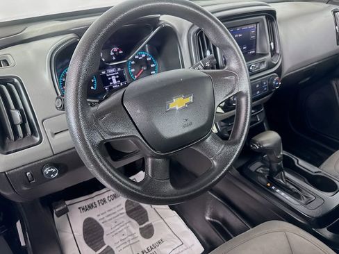 Used 2020 Chevrolet Colorado W/T image 25