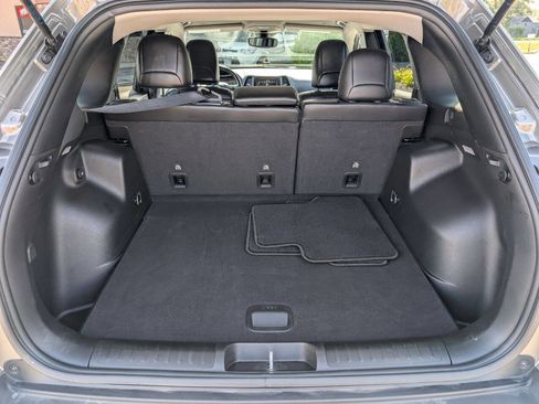 Used 2021 Jeep Cherokee Latitude Lux image 13