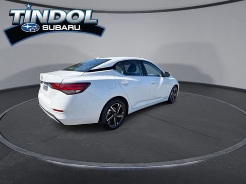 Used 2025 Nissan Sentra SV FWD image 8