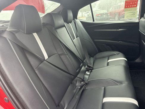 New 2025 Toyota Camry SE w/ Convenience Package FWD image 28
