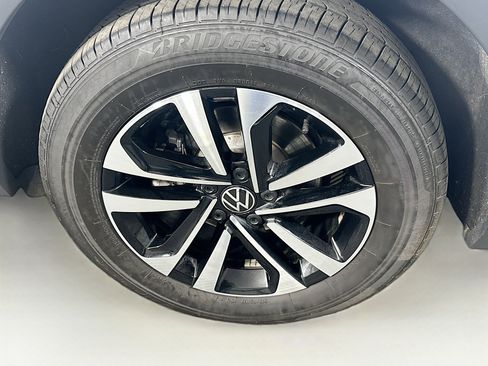 Used 2024 Volkswagen Tiguan S FWD image 11