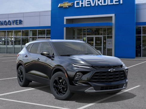 New 2026 Chevrolet Blazer LT w/ Convenience Package image 7