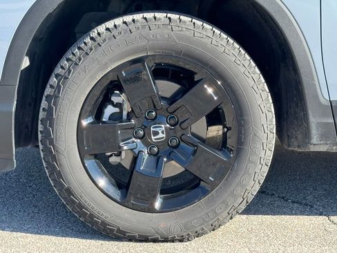 Used 2025 Honda Ridgeline Black Edition image 38