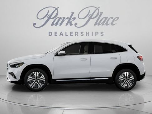 Used 2025 Mercedes-Benz GLA 250 4MATIC image 6