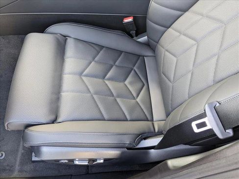 Used 2024 BMW i5 M60 w/ Premium Package image 4