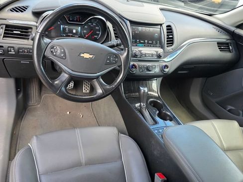 Used 2017 Chevrolet Impala Premier w/ Enhanced Convenience Package FWD image 8