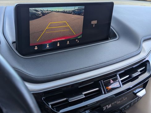 Used 2022 Acura MDX SH-AWD w/ Technology Package image 32