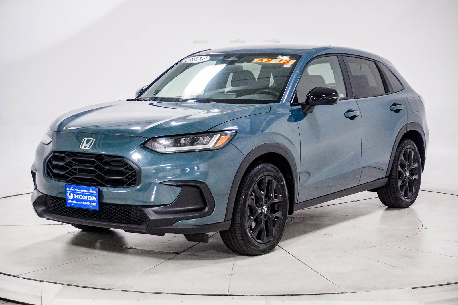 Used 2024 Honda HR-V Sport image 3