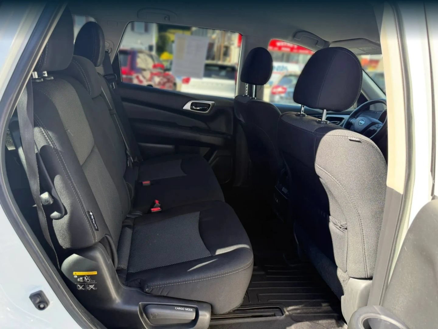 Used 2019 Nissan Pathfinder SV AWD/4WD image 36